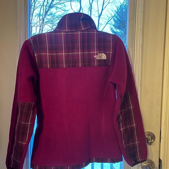 North face women’s jacket - Picture 3 of 4